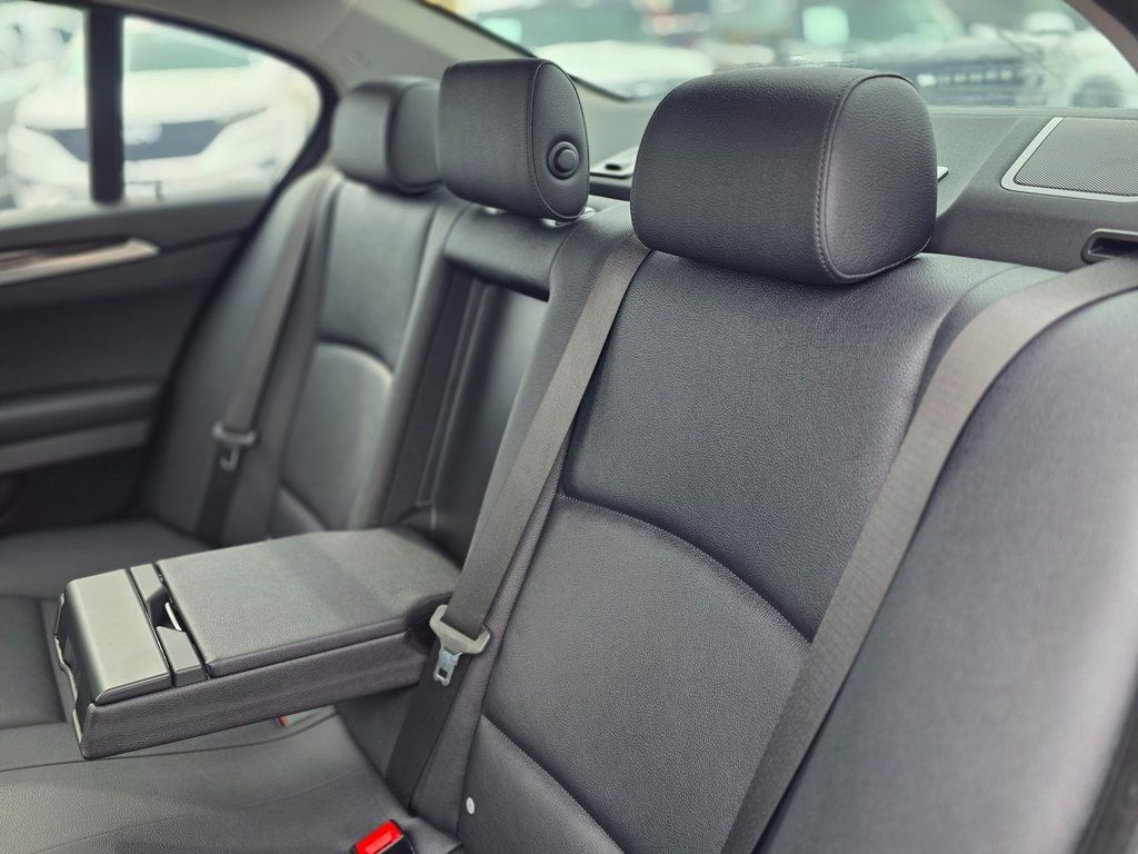 2011 BMW 5 Series 528i - 22968344 - 15