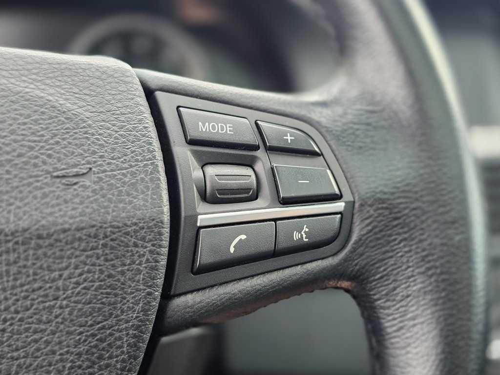 2011 BMW 5 Series 528i - 22968344 - 23