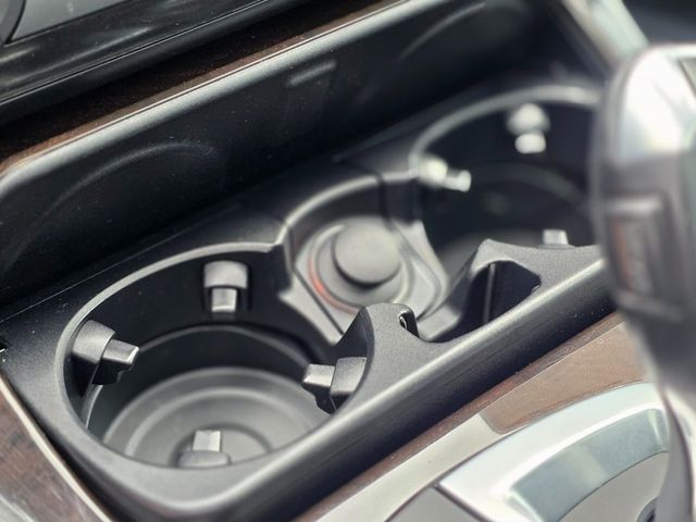 2011 BMW 5 Series 528i - 22968344 - 31