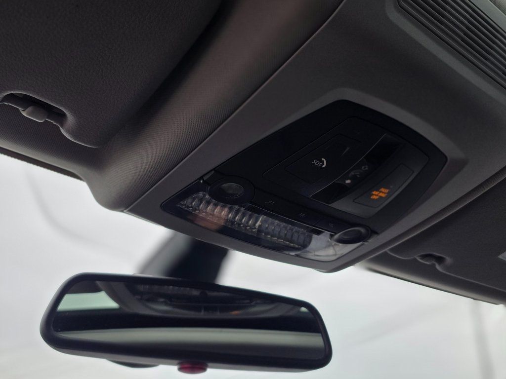 2011 BMW 5 Series 528i - 22968344 - 33