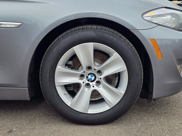 2011 BMW 5 Series 528i - 22968344 - 6
