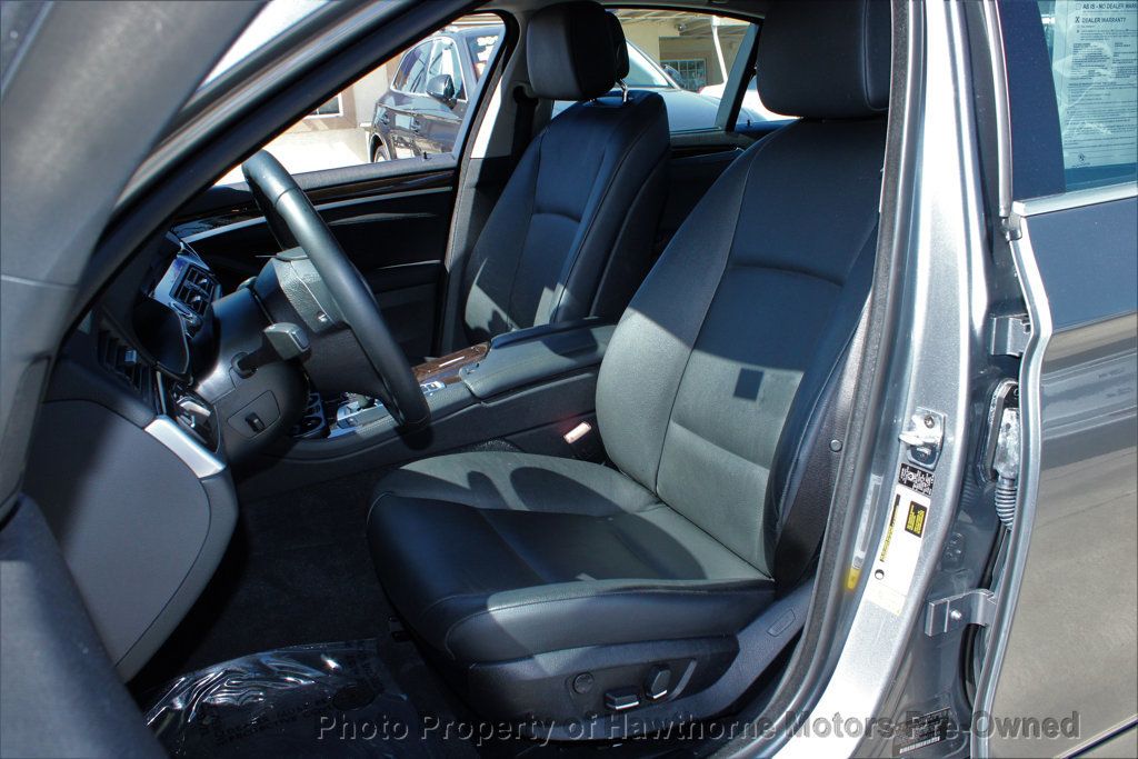 BMW 5 Series photo 9