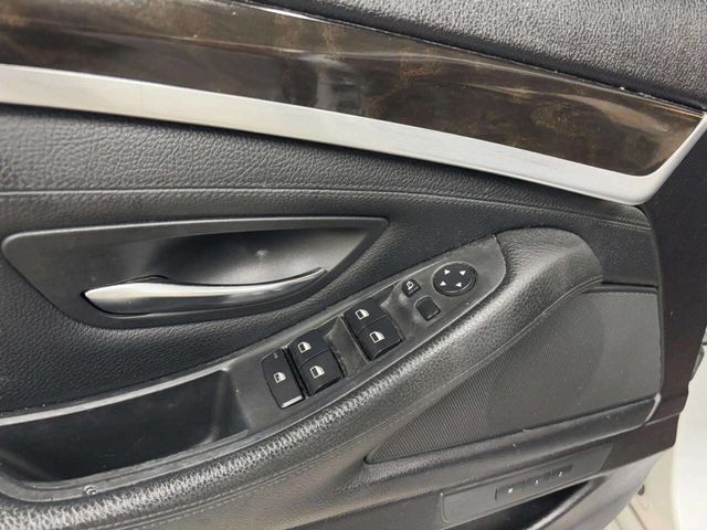 2011 BMW 5 Series 535i - 22951162 - 11