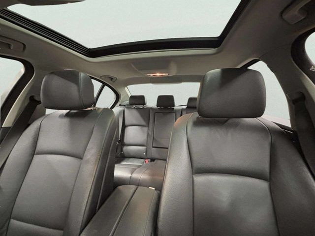 2011 BMW 5 Series 535i - 22951162 - 15