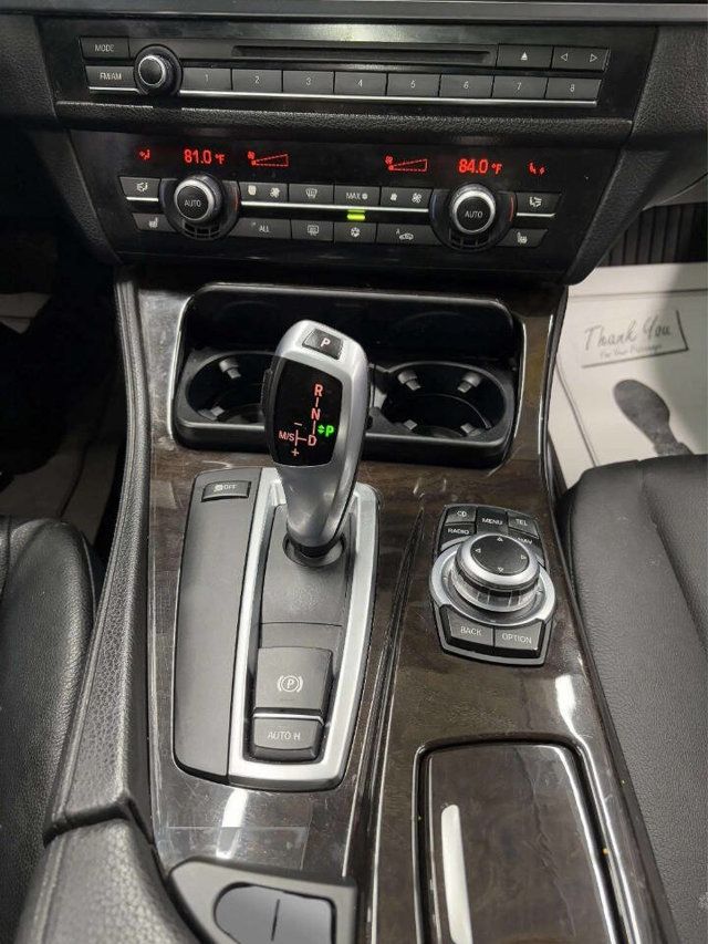 2011 BMW 5 Series 535i - 22951162 - 27