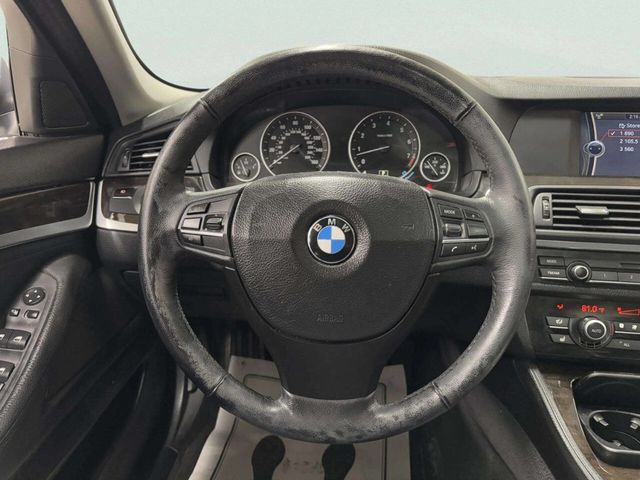 2011 BMW 5 Series 535i - 22951162 - 32