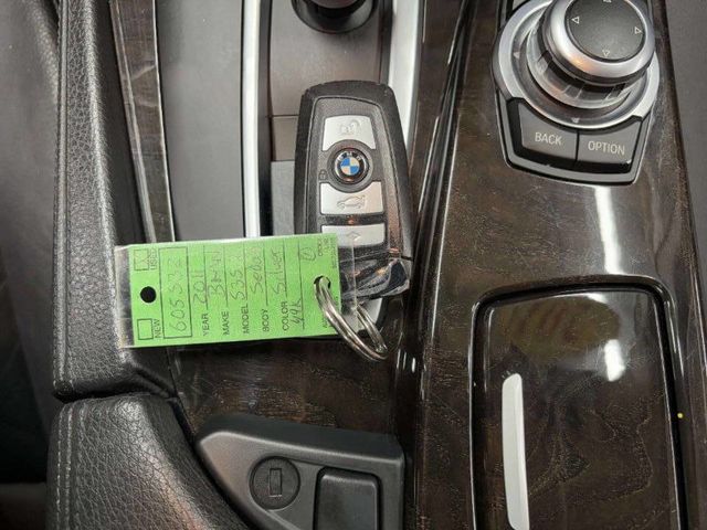 2011 BMW 5 Series 535i - 22951162 - 44