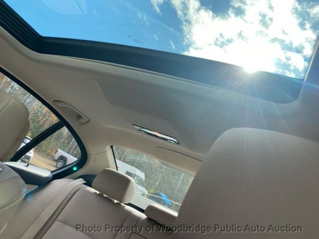 2011 BMW 5 Series 535i xDrive - 22944065 - 9