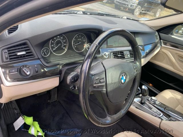 2011 BMW 5 Series 535i xDrive - 22944065 - 5