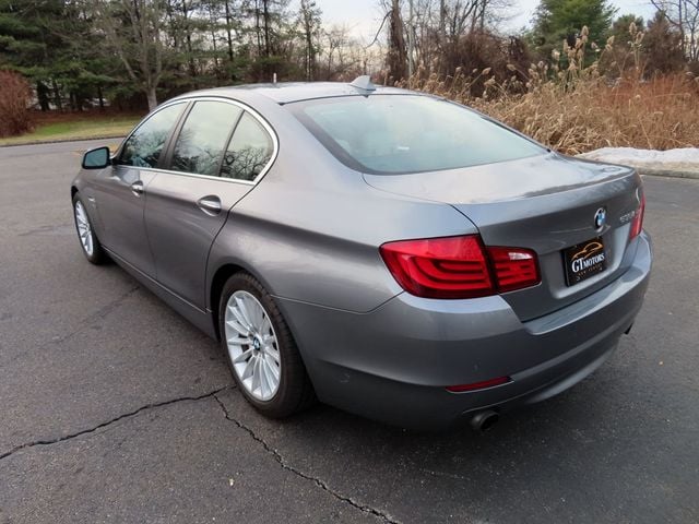 2011 BMW 5 Series 535i xDrive - 22971406 - 11