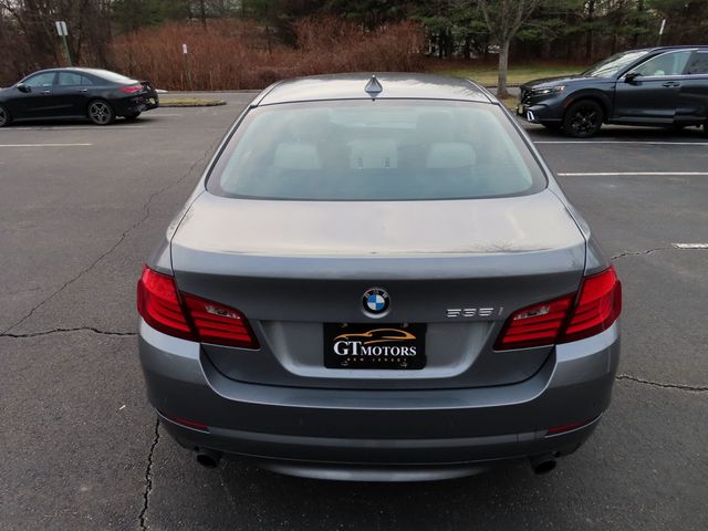 2011 BMW 5 Series 535i xDrive - 22971406 - 13