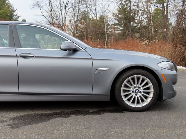 2011 BMW 5 Series 535i xDrive - 22971406 - 17