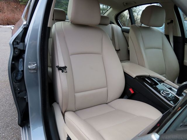 2011 BMW 5 Series 535i xDrive - 22971406 - 24