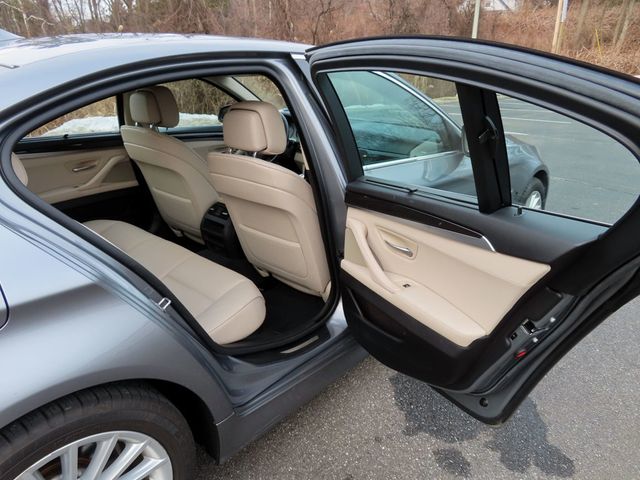 2011 BMW 5 Series 535i xDrive - 22971406 - 25