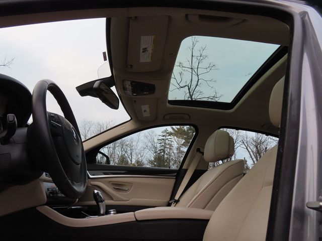 2011 BMW 5 Series 535i xDrive - 22971406 - 42