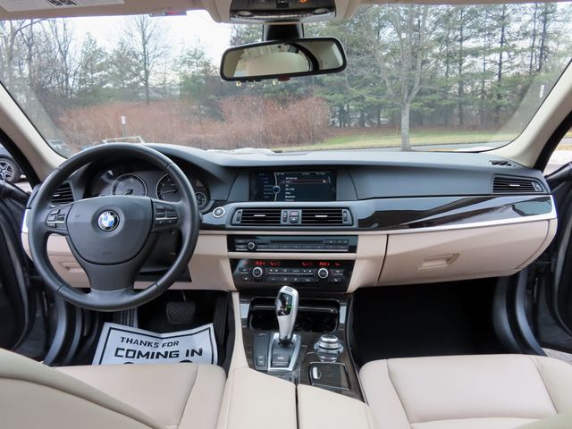 2011 BMW 5 Series 535i xDrive - 22971406 - 5