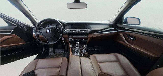 2011 BMW 5 Series 535i xDrive - 23001191 - 6