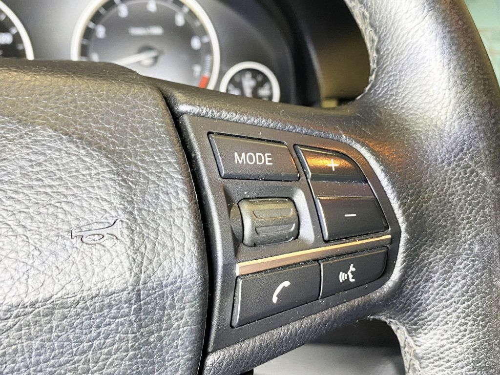 2011 BMW 5 Series 535i xDrive - 22926147 - 24