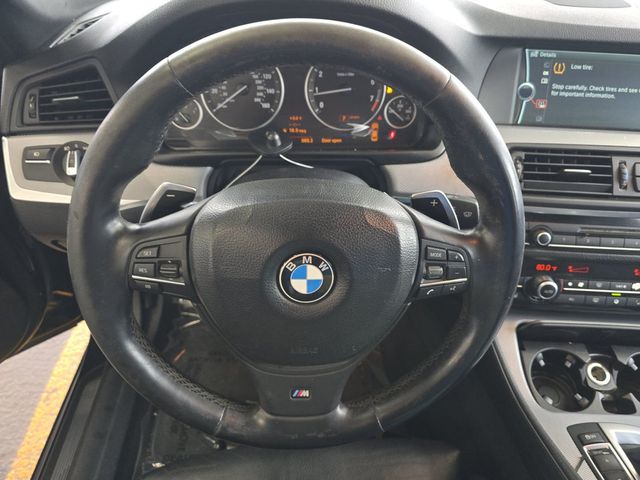 2011 BMW 5 Series 550i - 23008351 - 9