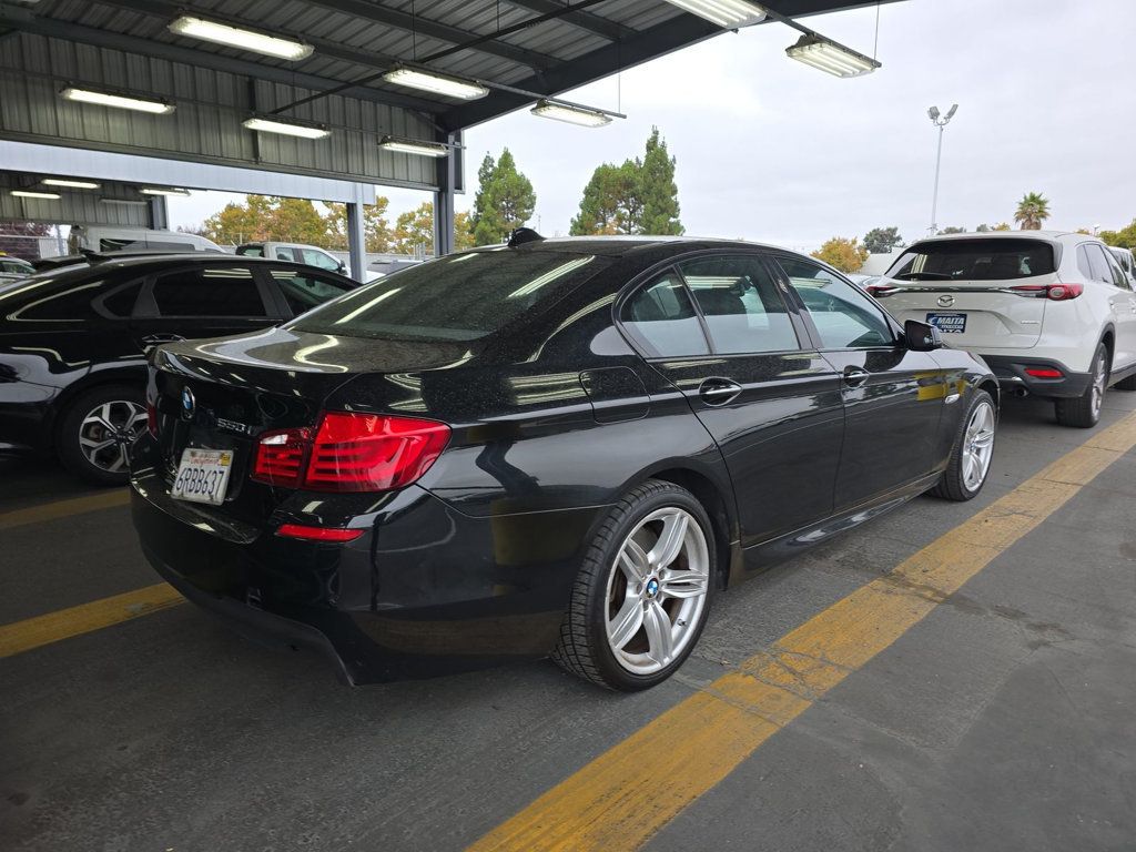 2011 BMW 5 Series 550i - 23008351 - 2