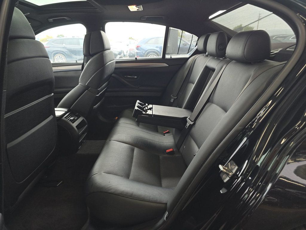 2011 BMW 5 Series 550i - 23008351 - 7