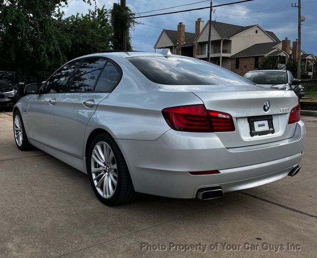 2011 BMW 5 Series 550i - 23085062 - 9