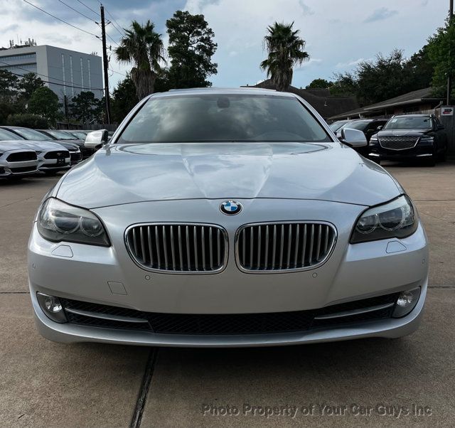 2011 BMW 5 Series 550i - 23085062 - 1