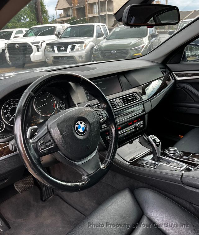 2011 BMW 5 Series 550i - 23085062 - 19