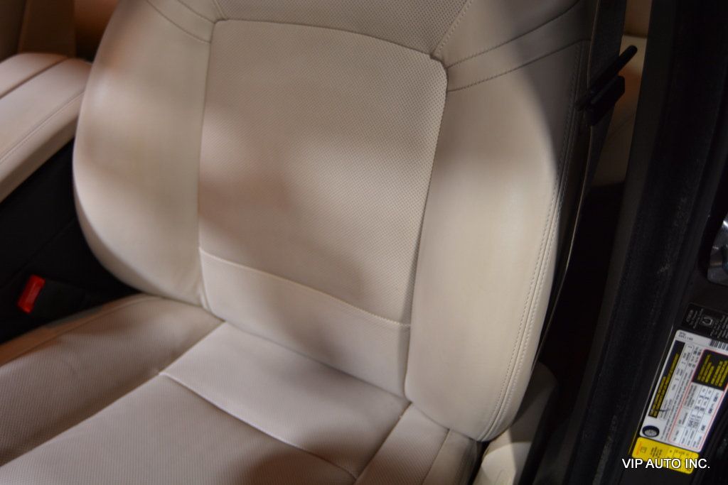 2011 BMW 5 Series 550i - 22866788 - 13