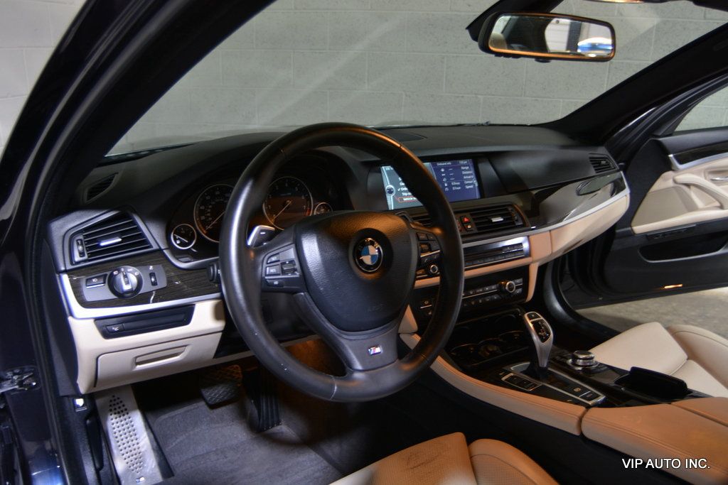 2011 BMW 5 Series 550i - 22866788 - 15