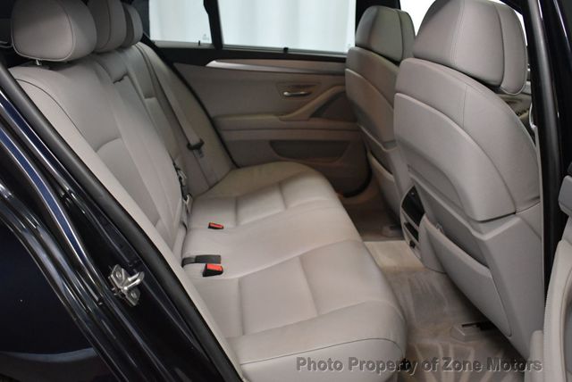 2011 BMW 5 Series 550i xDrive - 22436956 - 16
