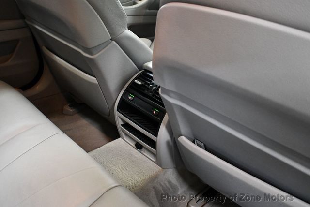 2011 BMW 5 Series 550i xDrive - 22436956 - 35