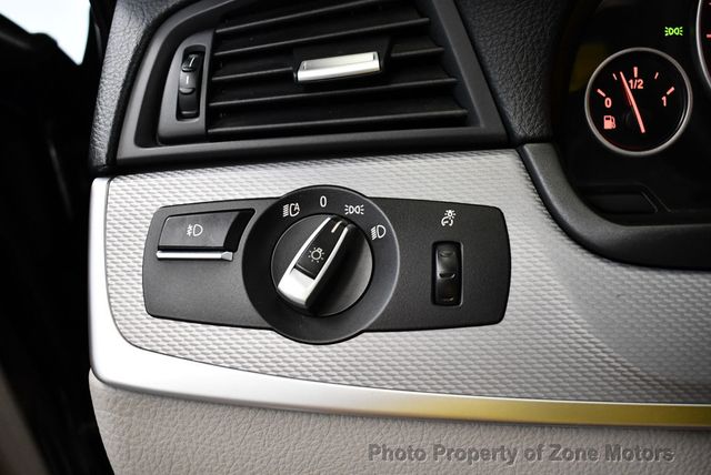 2011 BMW 5 Series 550i xDrive - 22436956 - 36