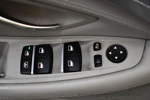 2011 BMW 5 Series 550i xDrive - 22436956 - 46