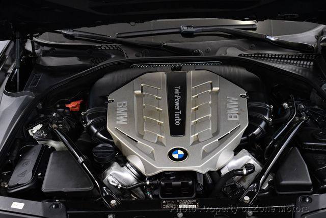 2011 BMW 5 Series 550i xDrive - 22436956 - 49