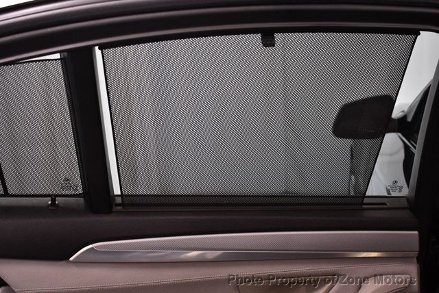 2011 BMW 5 Series 550i xDrive - 22436956 - 52