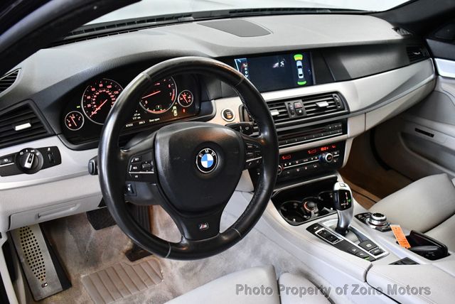 2011 BMW 5 Series 550i xDrive - 22436956 - 7