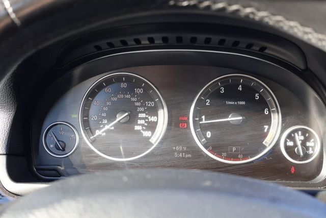 2011 BMW 5 Series CLEAN CARFAX, HID LTS, BACKUP CAM, NAVIGATION, BT!! - 22780876 - 23