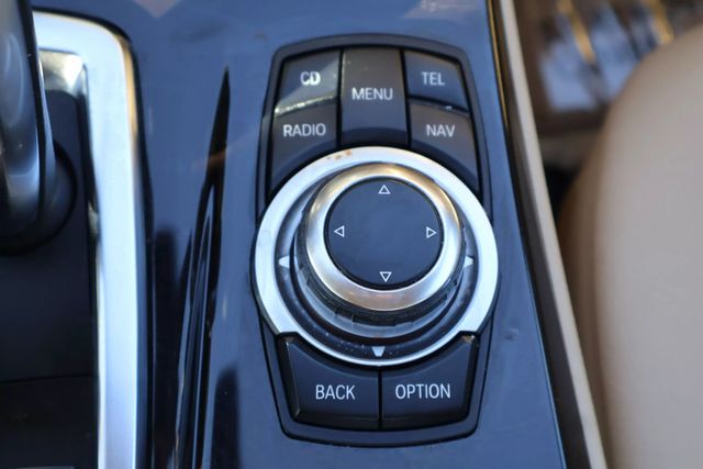 2011 BMW 5 Series CLEAN CARFAX, HID LTS, BACKUP CAM, NAVIGATION, BT!! - 22780876 - 34