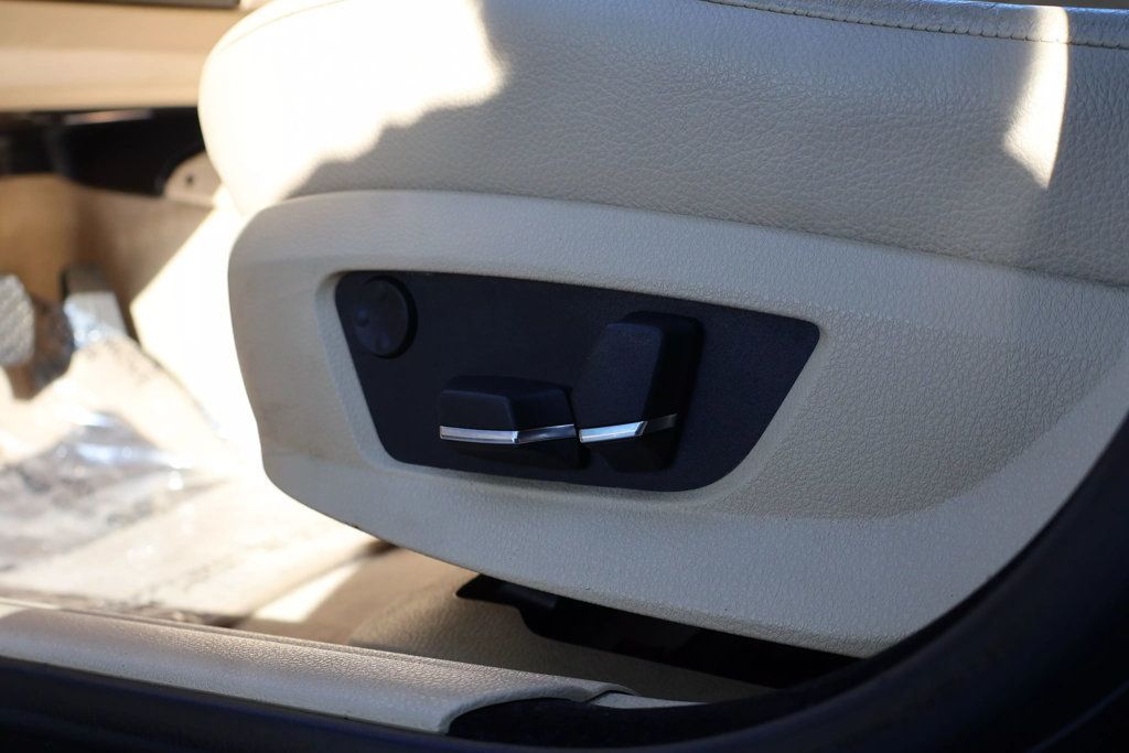 2011 BMW 5 Series CLEAN CARFAX, HID LTS, BACKUP CAM, NAVIGATION, BT!! - 22780876 - 36