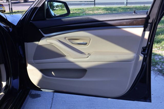 2011 BMW 5 Series CLEAN CARFAX, HID LTS, BACKUP CAM, NAVIGATION, BT!! - 22780876 - 43