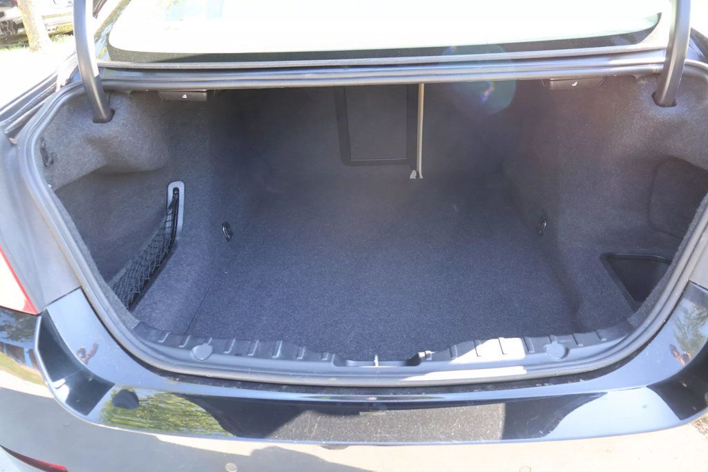 2011 BMW 5 Series CLEAN CARFAX, HID LTS, BACKUP CAM, NAVIGATION, BT!! - 22780876 - 47