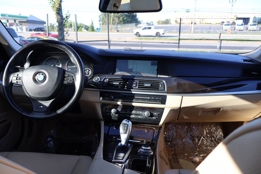2011 BMW 5 Series CLEAN CARFAX, M SPORT PKG, HID LTS, BACKUP CAM, NAVIGATION, BT!! - 22780876 - 29