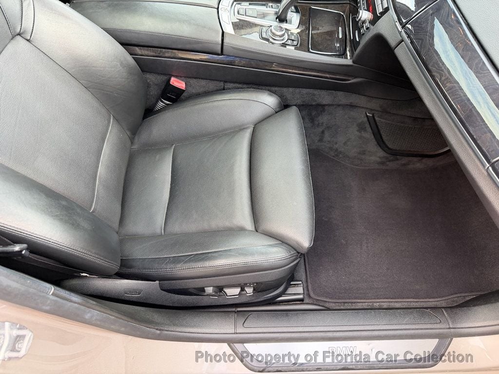 2011 BMW 7 Series 750i Sedan Automatic - 22957097 - 33