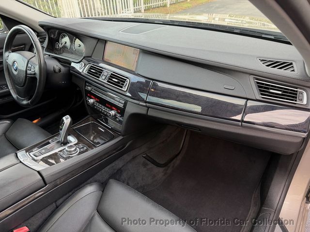 2011 BMW 7 Series 750i Sedan Automatic - 22957097 - 34
