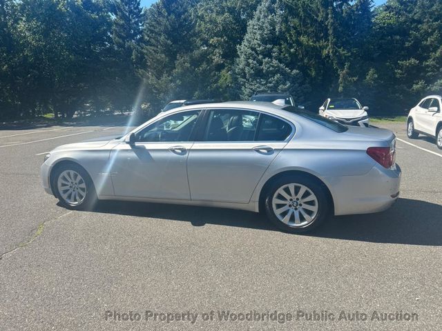 2011 BMW 7 Series 750i xDrive - 23065116 - 4
