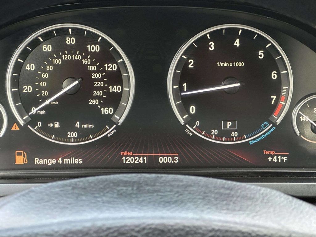 2011 BMW 7 Series 750i xDrive - 22968425 - 23