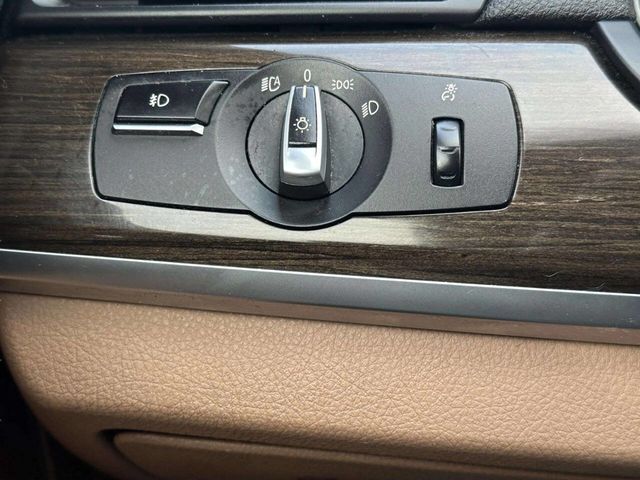 2011 BMW 7 Series 750i xDrive - 22968425 - 25