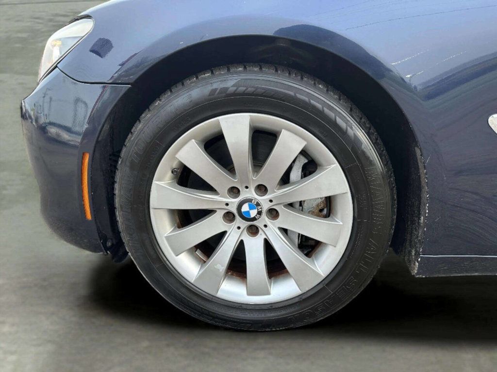 2011 BMW 7 Series 750i xDrive - 22968425 - 31