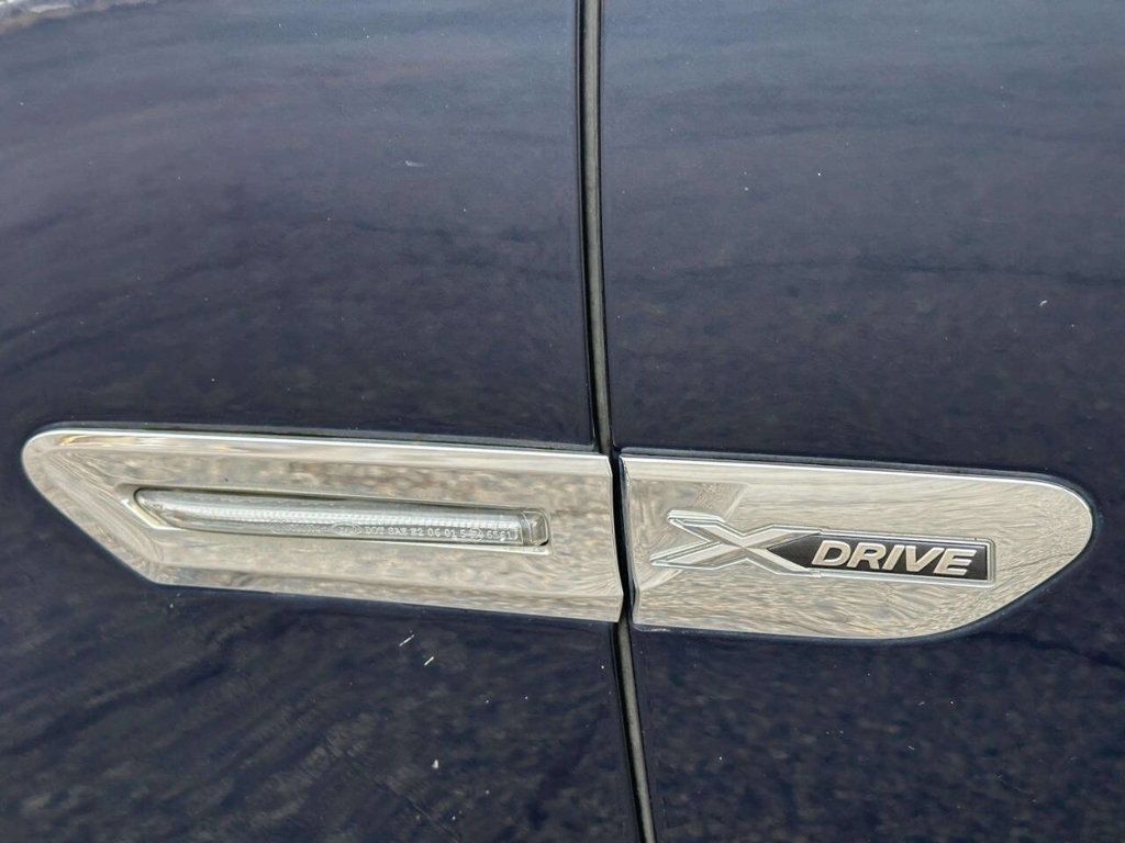 2011 BMW 7 Series 750i xDrive - 22968425 - 32